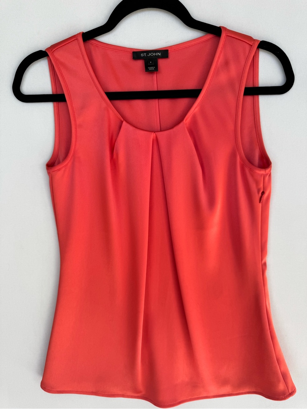 St. John Coral-Red Sleeveless Pleat-Front Camisole